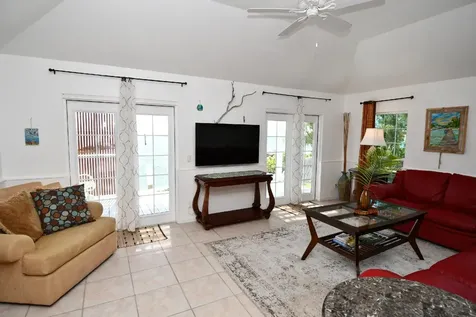 Orange House. Abaco BS