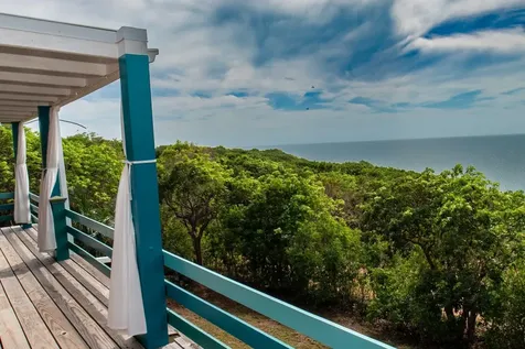 Surfers Cottage Eleuthera BS