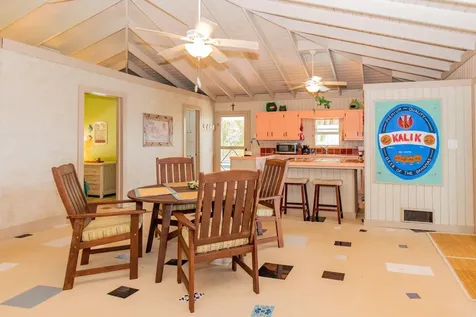 Surfers Cottage Eleuthera BS