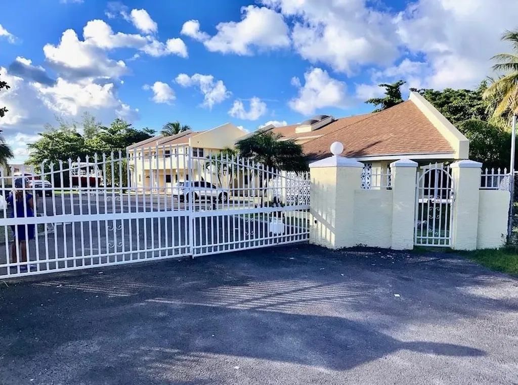 Out East 11-unit Apartment Complex New Providence Paradise Island BS