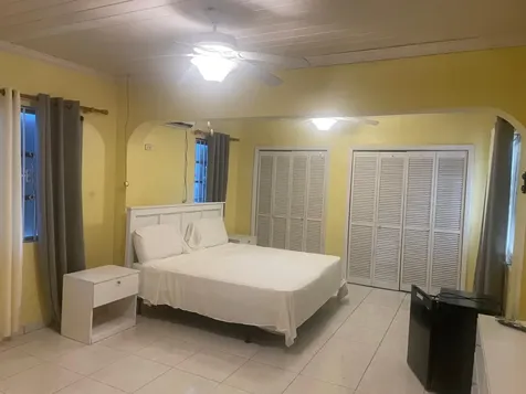 Tonique Darling Highway New Providence Paradise Island BS