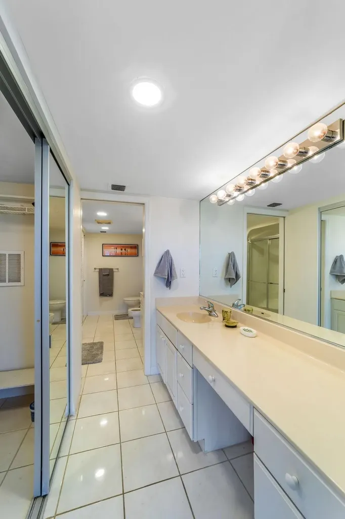 Bell Channel Club C-10 Grand Bahama Freeport BS