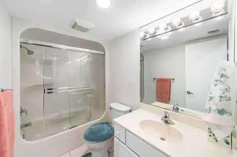 Bell Channel Club C-10 Grand Bahama Freeport BS