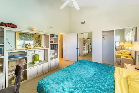 Bell Channel Club C-10 Grand Bahama Freeport BS