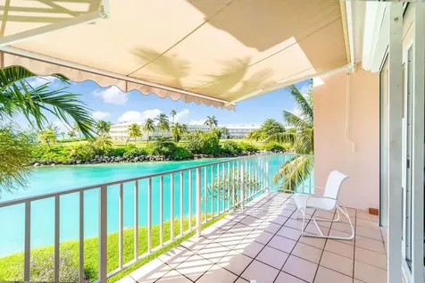 Bell Channel Club C-10 Grand Bahama Freeport BS