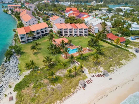 Bell Channel Club C-10 Grand Bahama Freeport BS