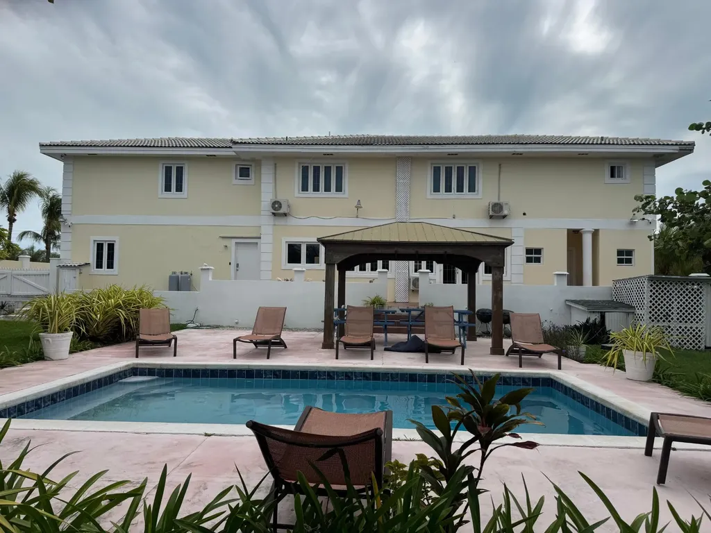 Yamacraw Close 10 New Providence Paradise Island BS