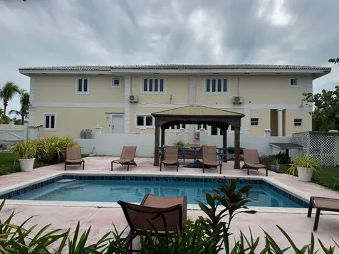 Yamacraw Close 10 New Providence Paradise Island BS