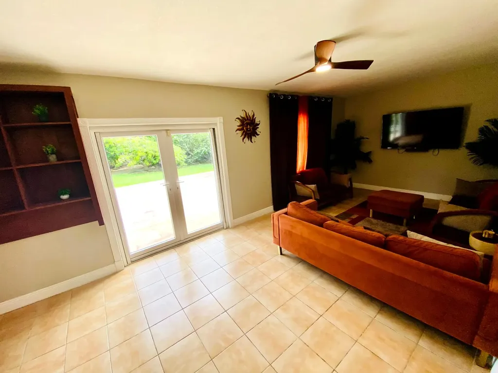 Crow's Nest Cove 5 Grand Bahama Freeport BS