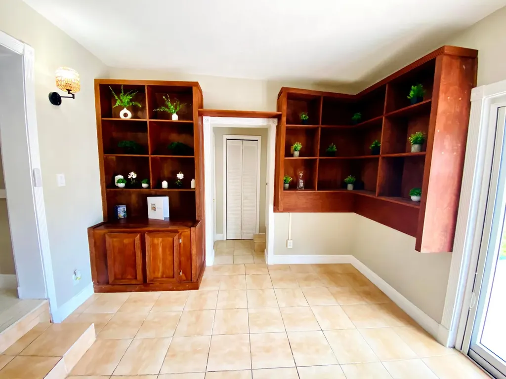 Crow's Nest Cove 5 Grand Bahama Freeport BS