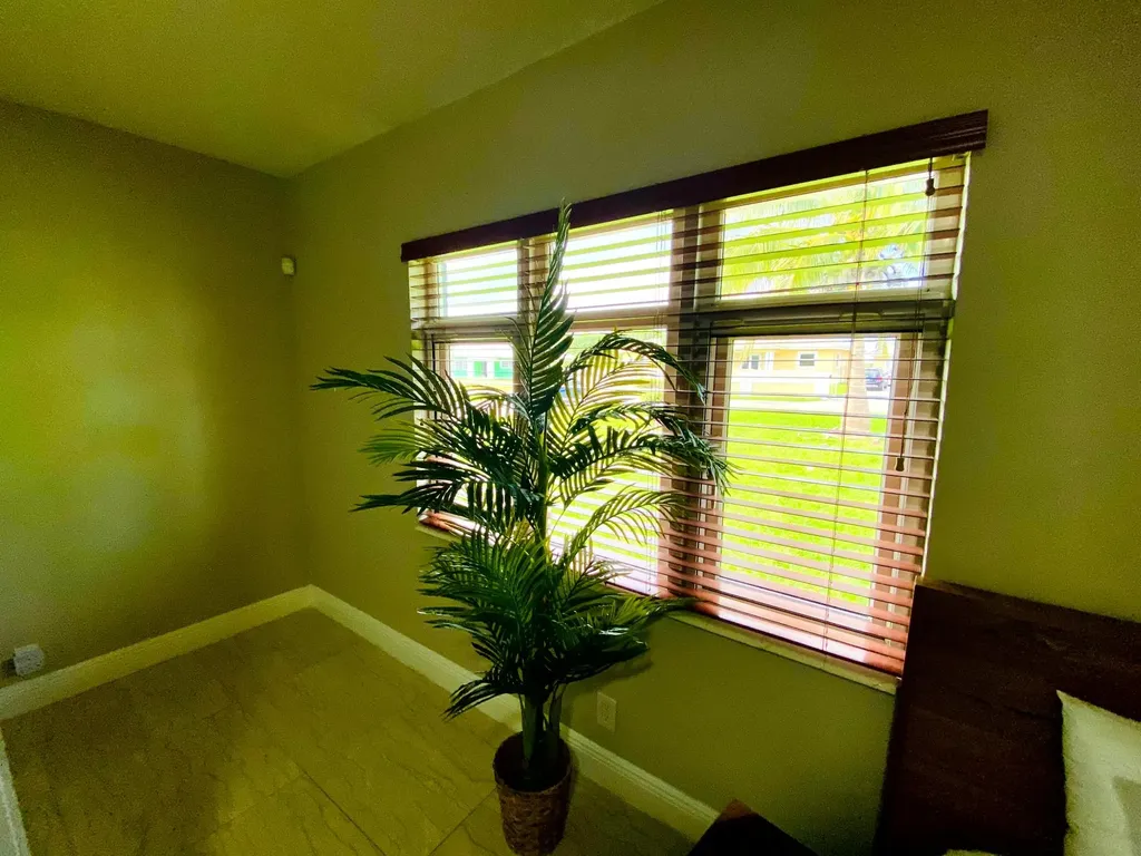 Crow's Nest Cove 5 Grand Bahama Freeport BS