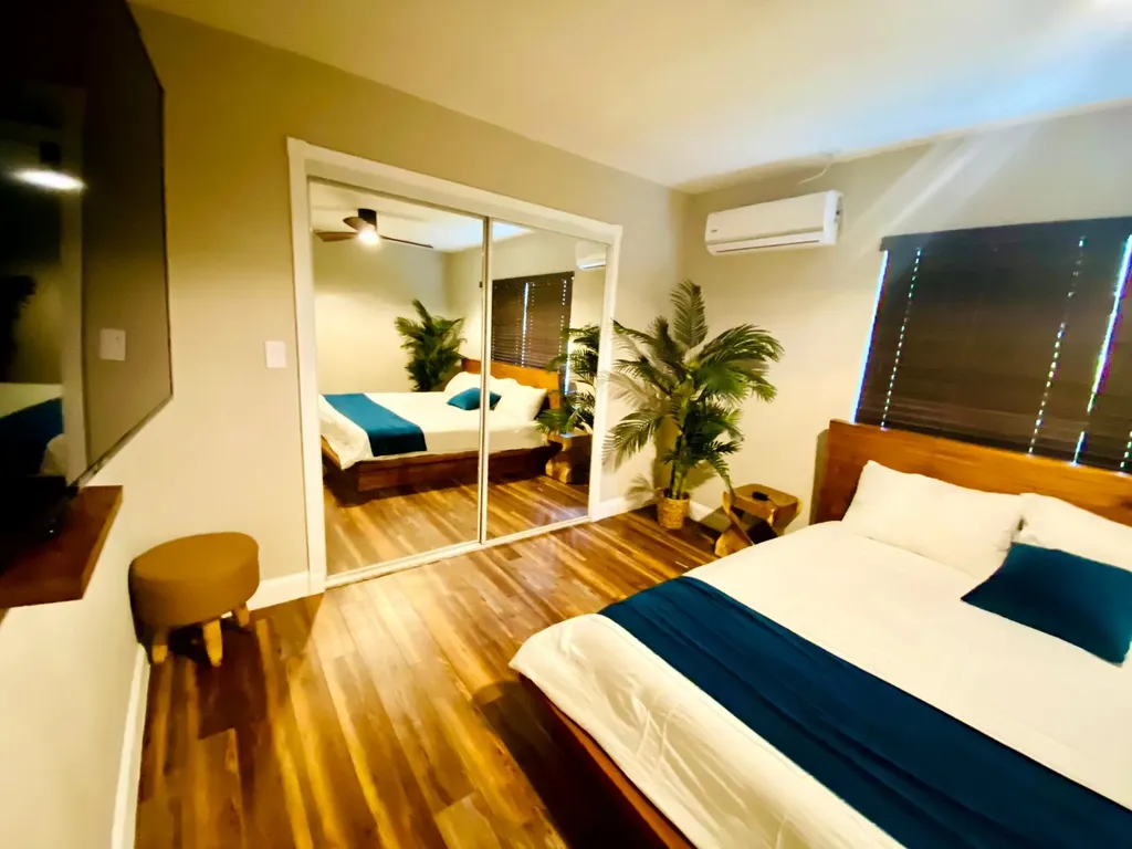 Crow's Nest Cove 5 Grand Bahama Freeport BS