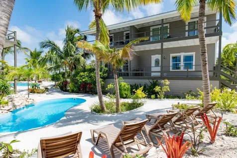 4 Migrate Beach Chalet Eleuthera BS