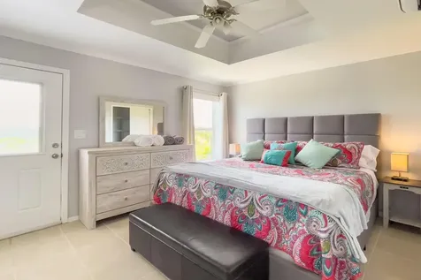 4 Migrate Beach Chalet Eleuthera BS