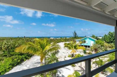 4 Migrate Beach Chalet Eleuthera BS
