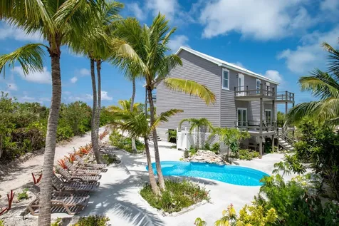 4 Migrate Beach Chalet Eleuthera BS