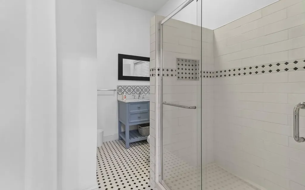 Wandering Shore Drive Eleuthera BS