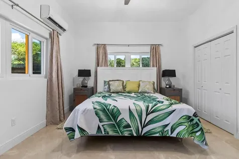 Wandering Shore Drive Eleuthera BS