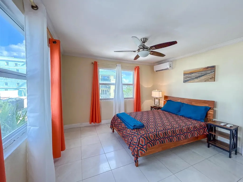 Town Court New Providence Paradise Island BS