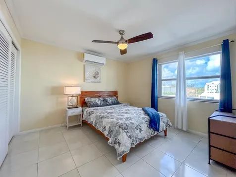 Town Court New Providence Paradise Island BS