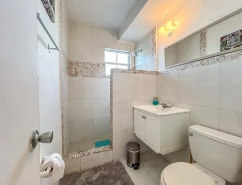 Town Court New Providence Paradise Island BS