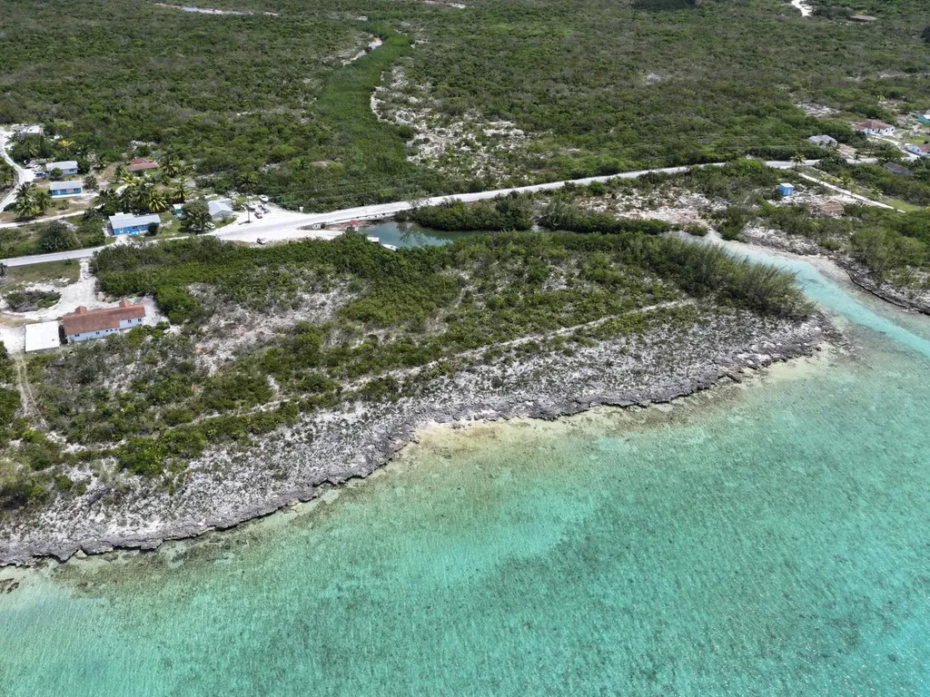 6 Acres Doctor's Creek Long Island BS