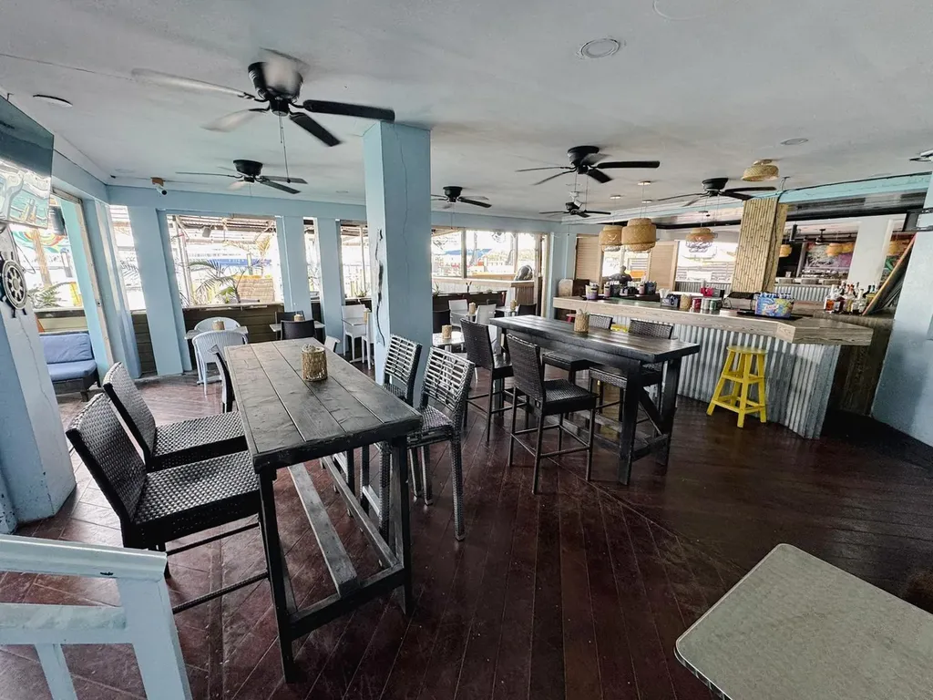 Elizabeth On Bay New Providence Paradise Island BS
