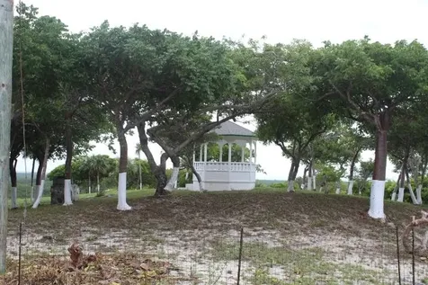 Stella Maris Lot# 94 Long Island BS