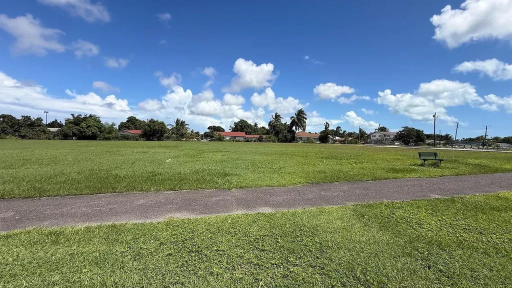 Golden Gates New Providence Paradise Island BS