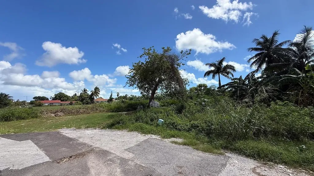 Golden Gates New Providence Paradise Island BS