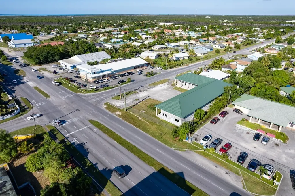 Coral Road & Ponce De Leo Grand Bahama Freeport BS