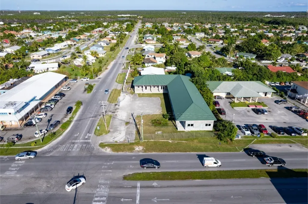 Coral Road & Ponce De Leo Grand Bahama Freeport BS