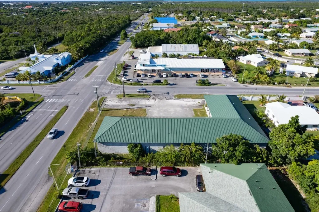 Coral Road & Ponce De Leo Grand Bahama Freeport BS