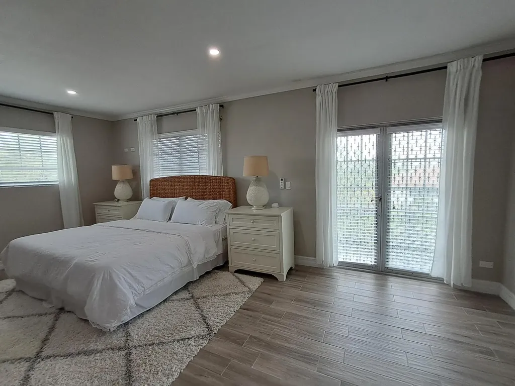 Twynam Heights Subdv New Providence Paradise Island BS