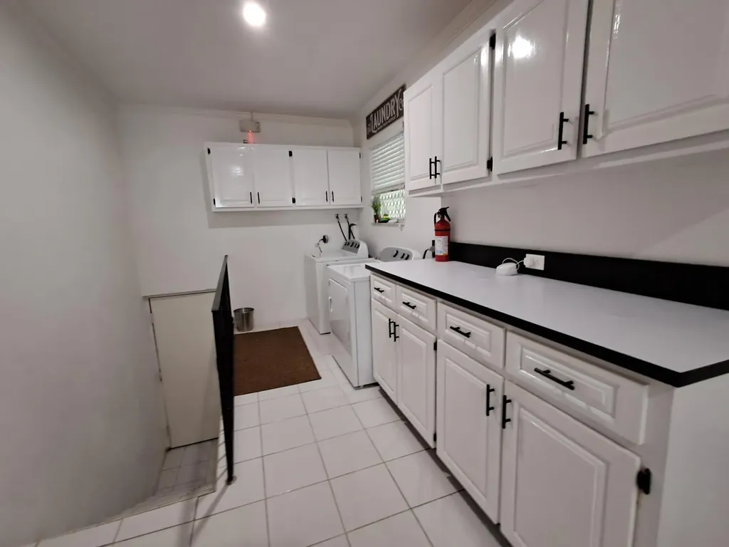 Twynam Heights Subdv New Providence Paradise Island BS