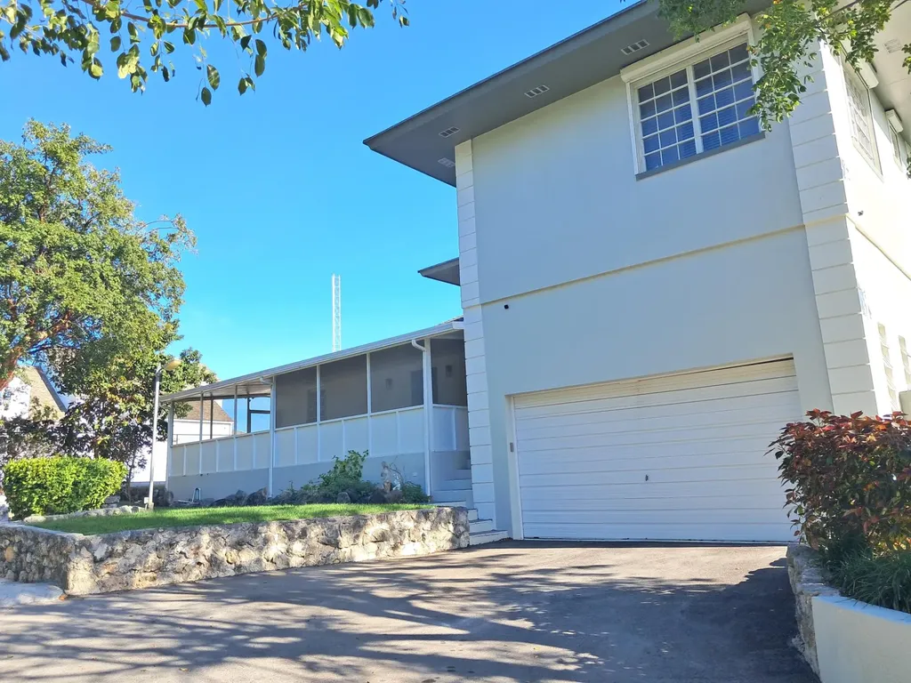 Twynam Heights Subdv New Providence Paradise Island BS