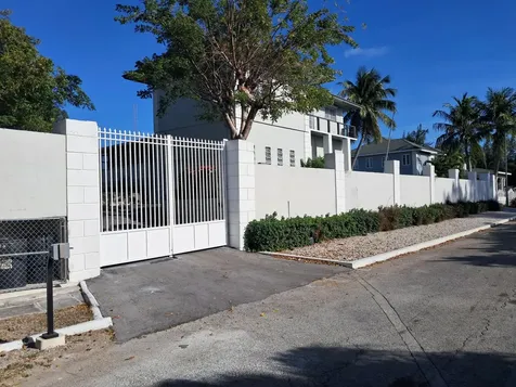 Twynam Heights Subdv New Providence Paradise Island BS