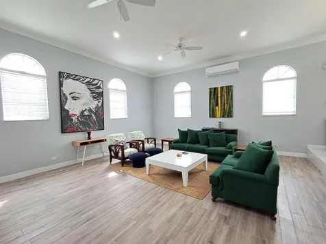 Twynam Heights Subdv New Providence Paradise Island BS