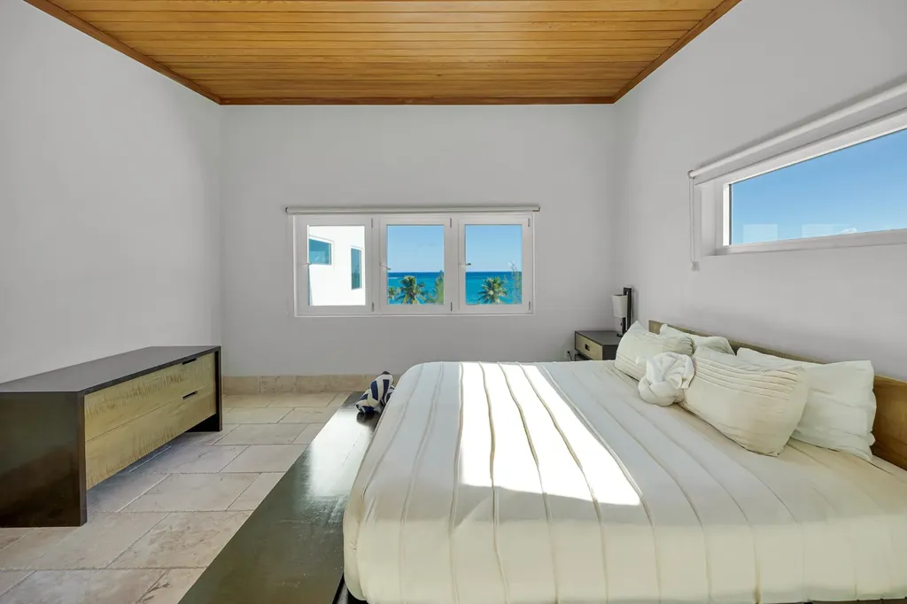 Sky Beach 29 Eleuthera BS