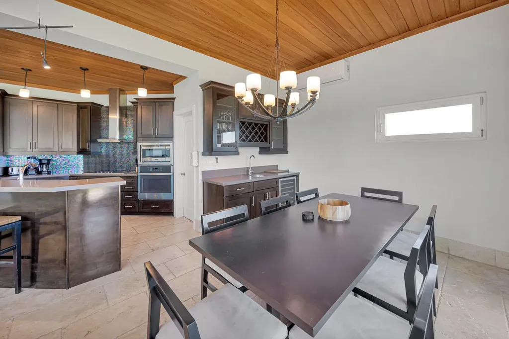 Sky Beach 29 Eleuthera BS