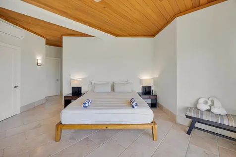 Sky Beach 29 Eleuthera BS