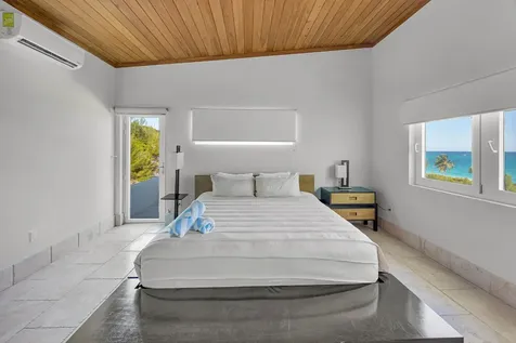 Sky Beach 29 Eleuthera BS