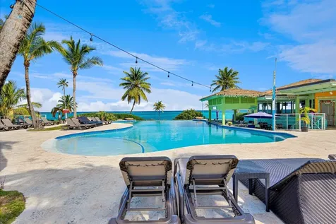 Sky Beach 29 Eleuthera BS