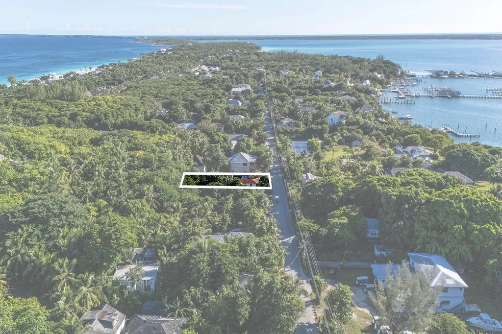 Lot 43 Eleuthera BS