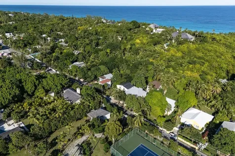 Lot 43 Eleuthera BS