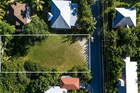 Lot 43 Eleuthera BS