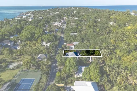 Lot 43 Eleuthera BS
