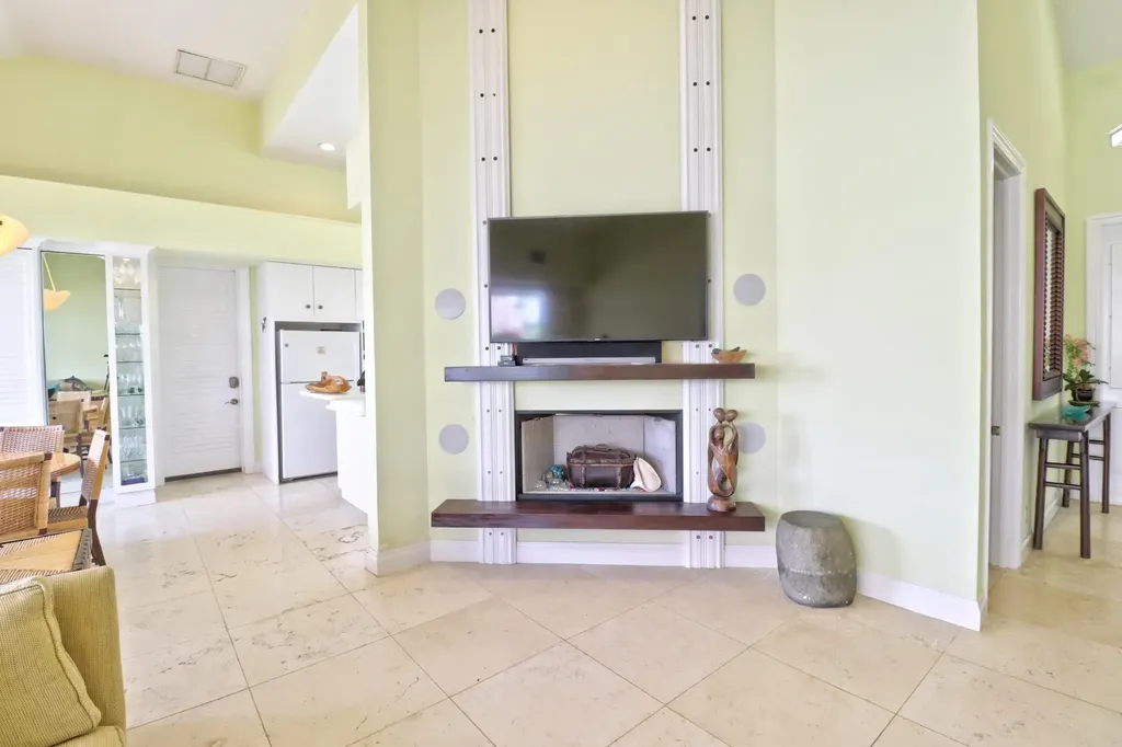 Tip Sea Too Abaco BS