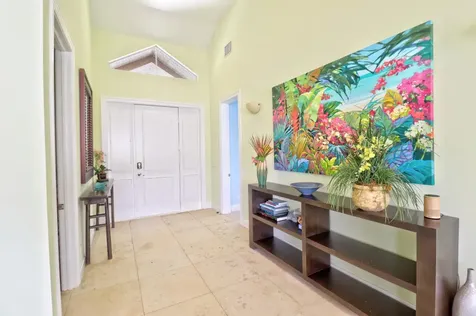 Tip Sea Too Abaco BS