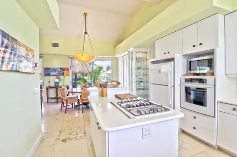 Tip Sea Too Abaco BS